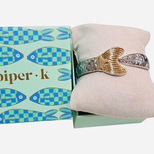 NWT ⚜️🩵⚜️ Piper K Cape Cod inspired Fish Cuff Bracelet Gold & Silver Tone